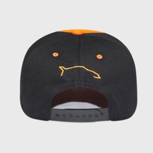 Boné trucker laranja e preto - Traseiro