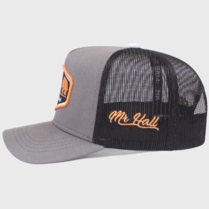 Boné trucker bordado com aba curva - Lateral