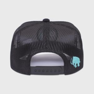 Boné trucker de tela com aba curva - Traseiro